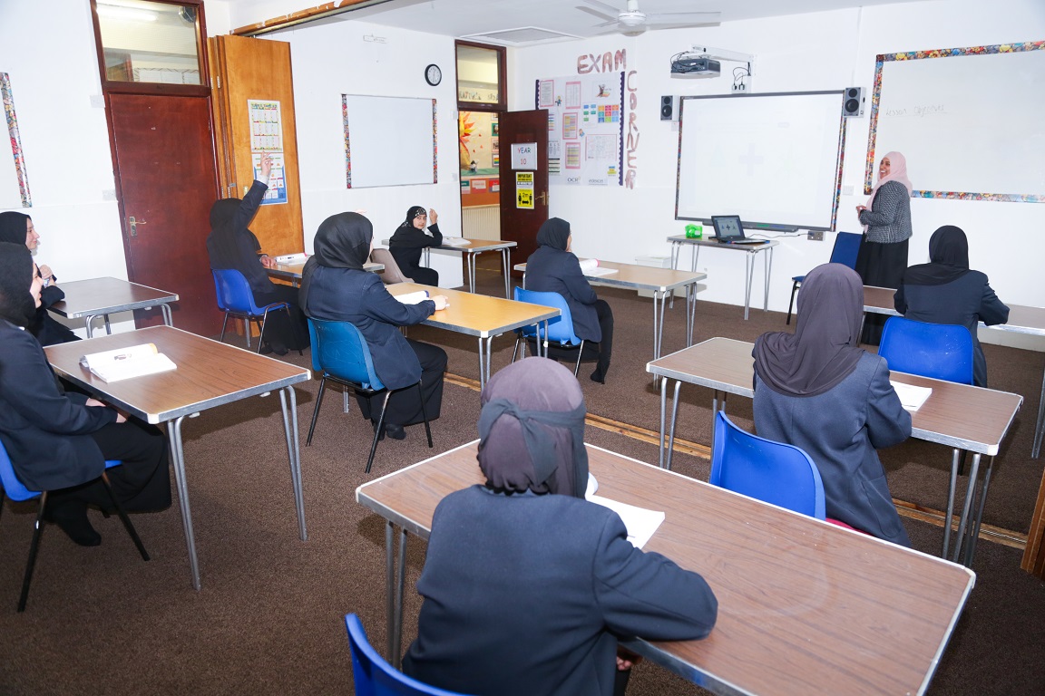 Outstanding Islamic / Muslim Girls High School in Blackburn Lancashire ...